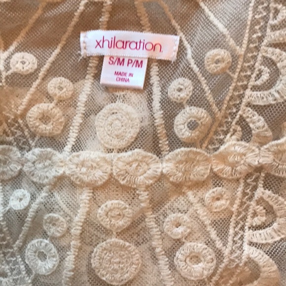 Lace tunic - Picture 3 of 4